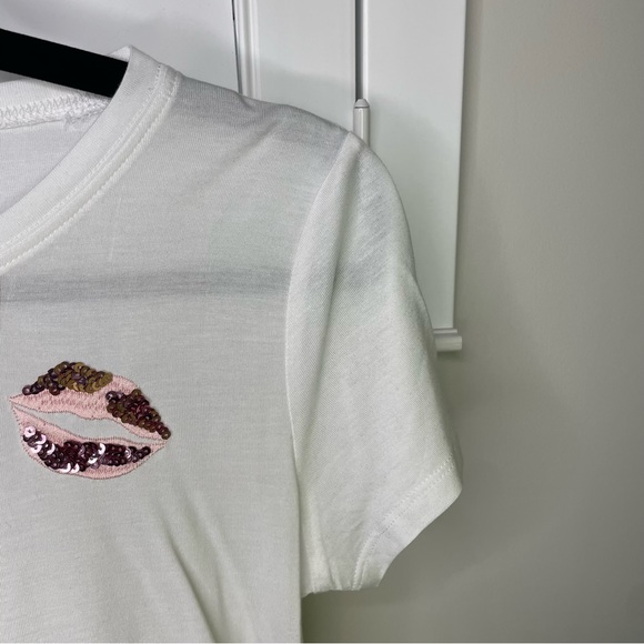 NWT INC Sequin Lips Tshirt - Picture 4 of 7
